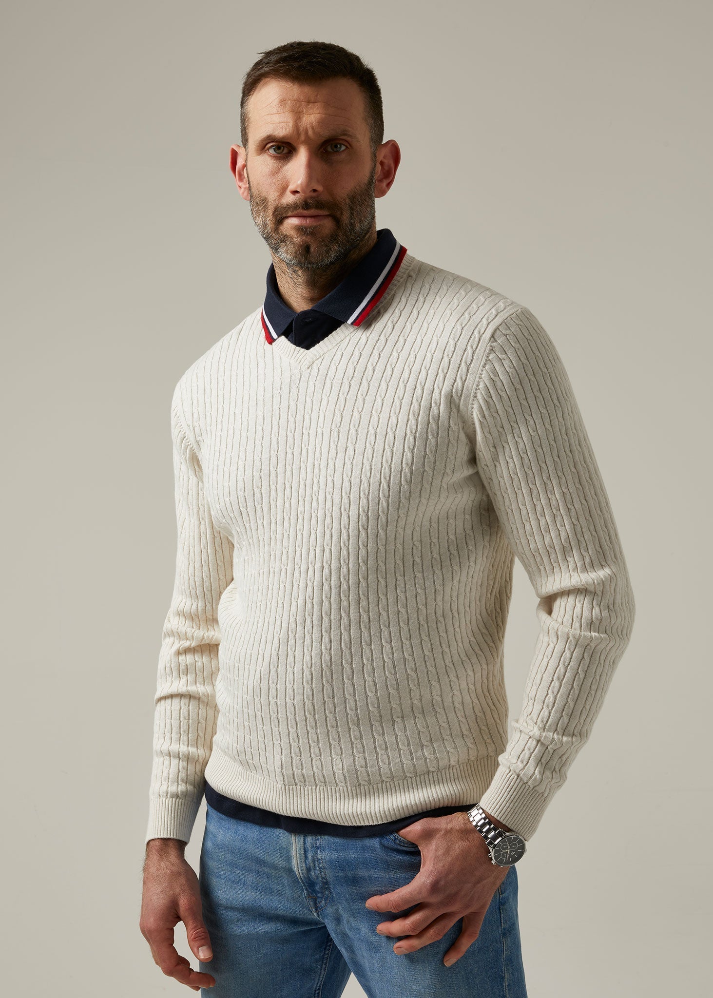 Elmstone Cable Vee Neck Jumper in Blonde & Dark Navy