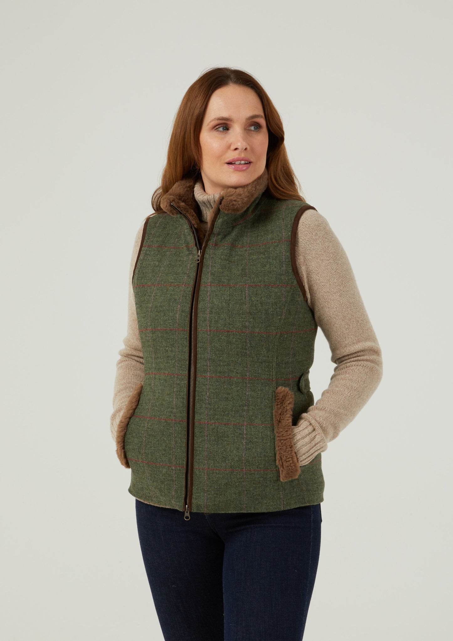 Combrook Ladies Tweed Gilet In Heath