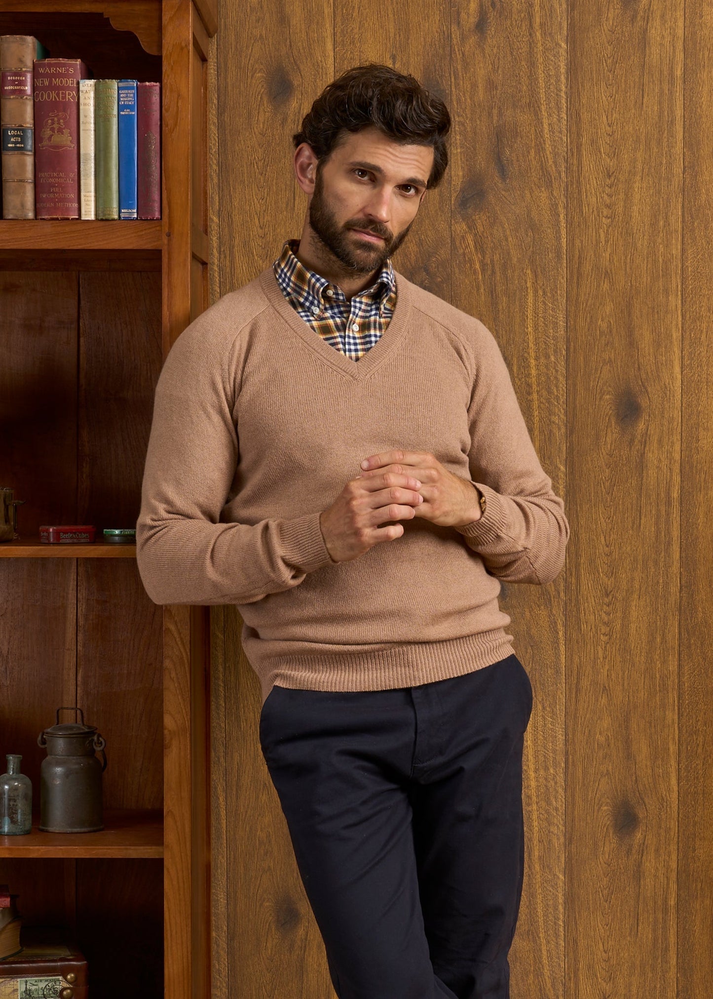 Kilsyth Men's Lambswool Jumper in Camel