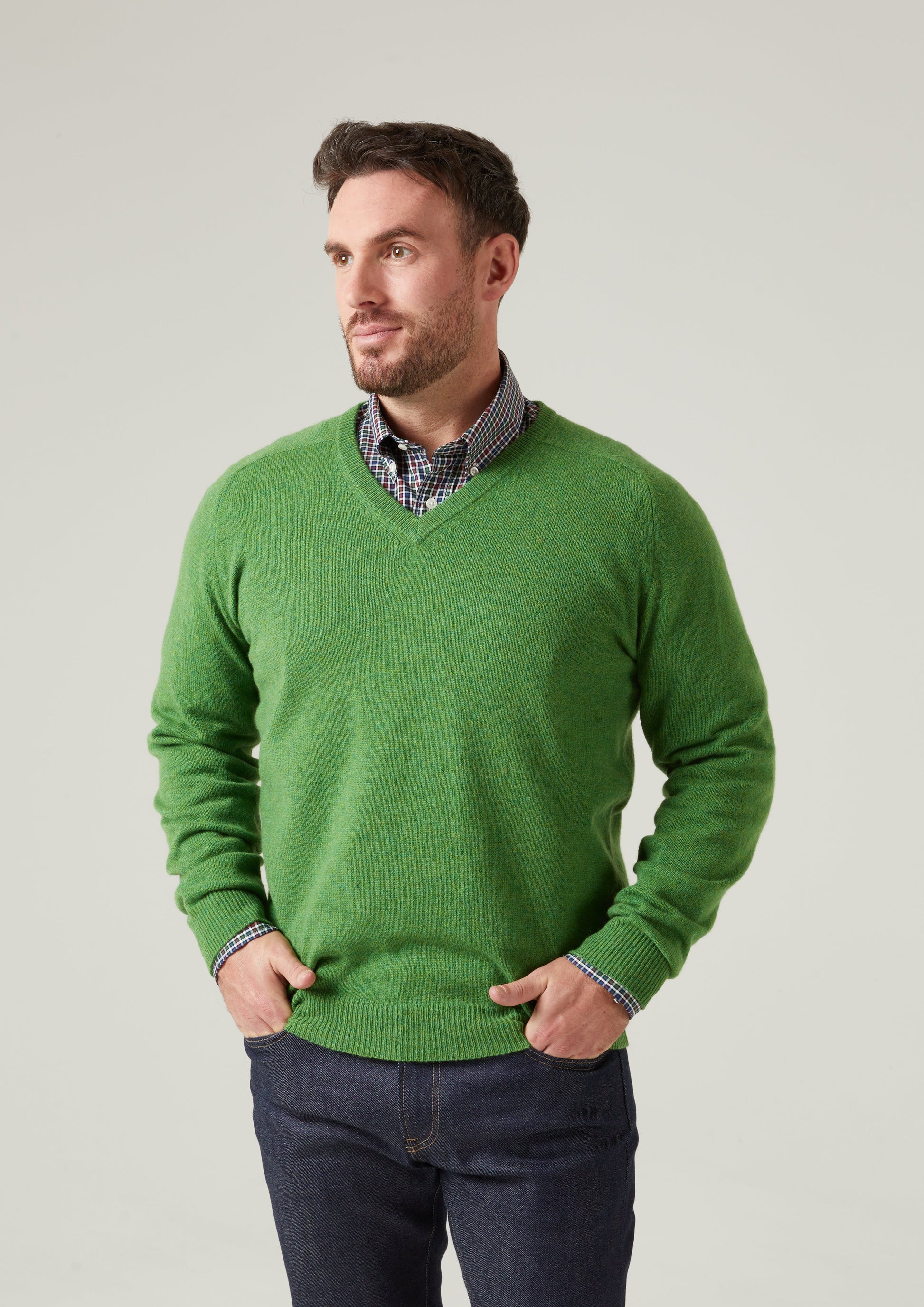 Kilsyth Men's Lambswool Jumper in Watercress