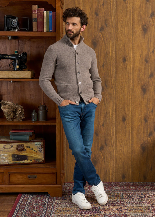 Landford Men's Lambswool Buttoned Jumper In Vole