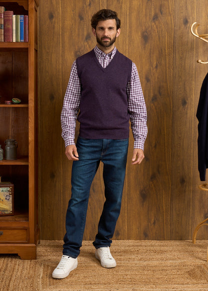 Norfolk Men's Lambswool Slipover in Elderberry