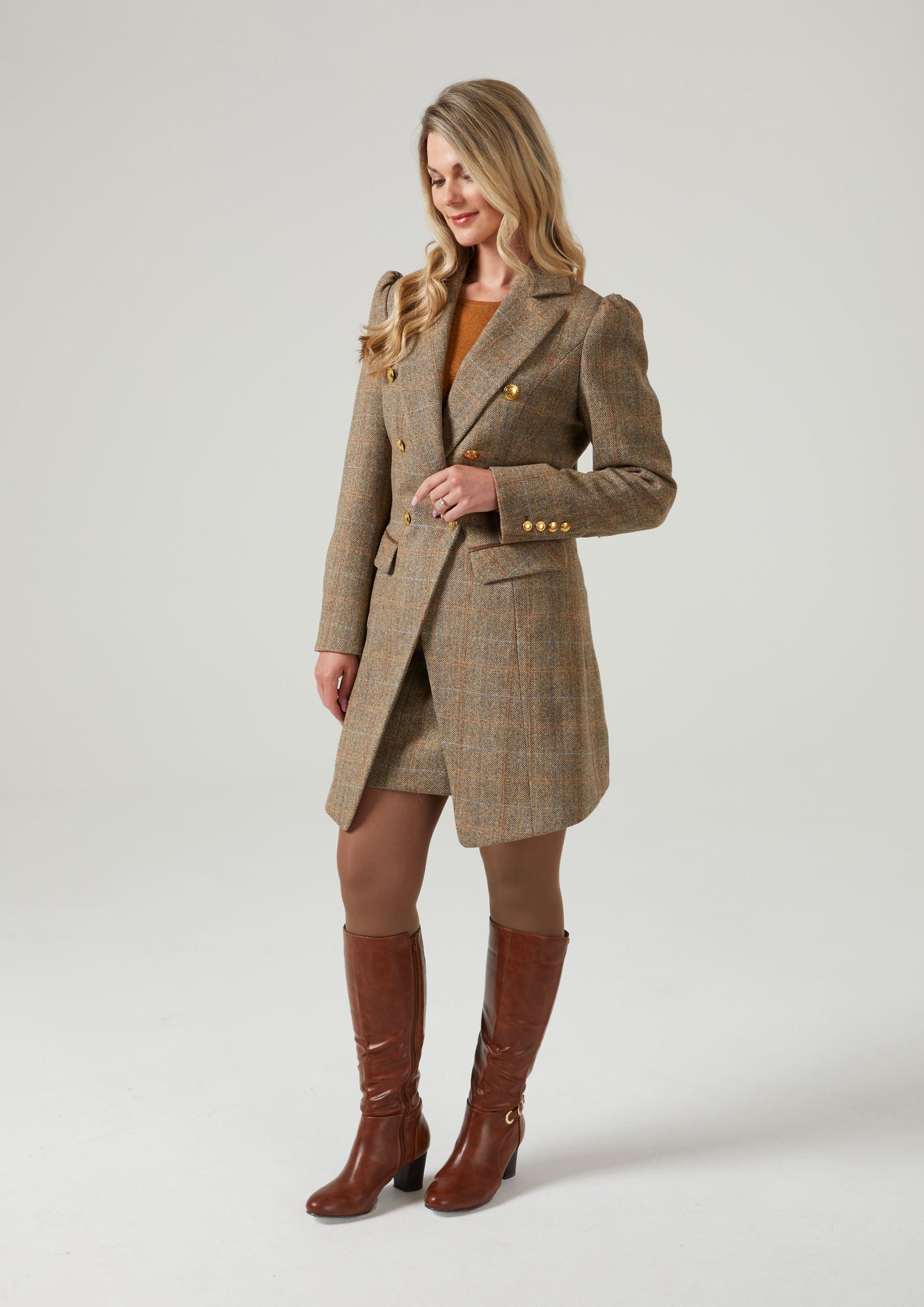 Surrey Ladies Double Breasted Tweed Coat In Hazelwood 