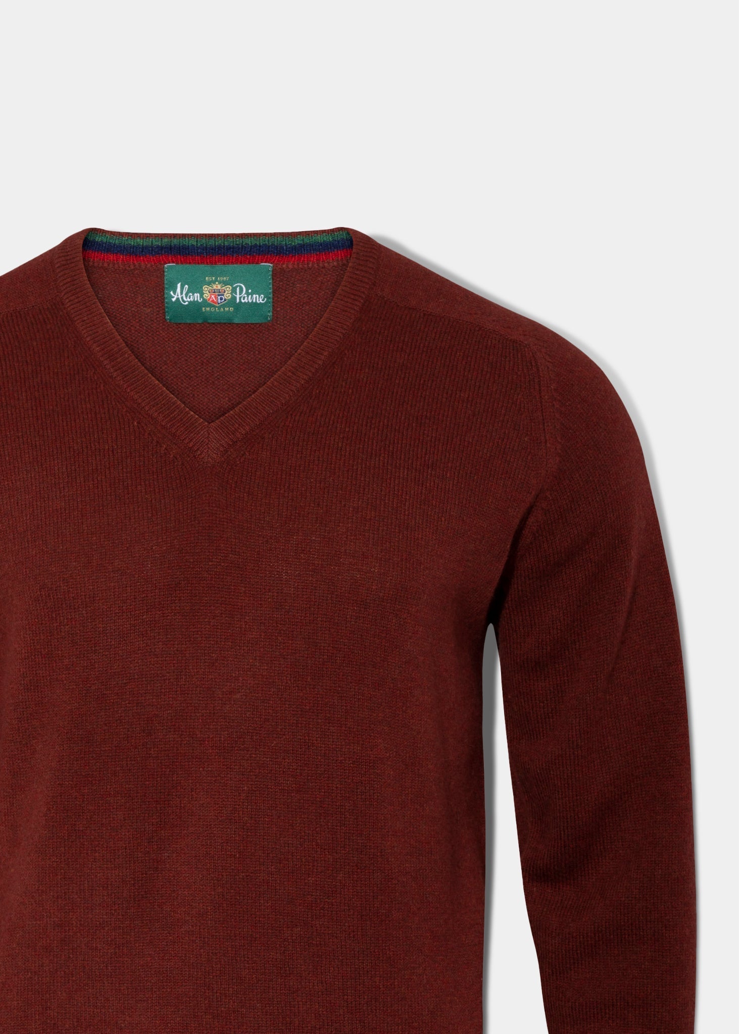 mens-lambswool-vee-neck-jumper