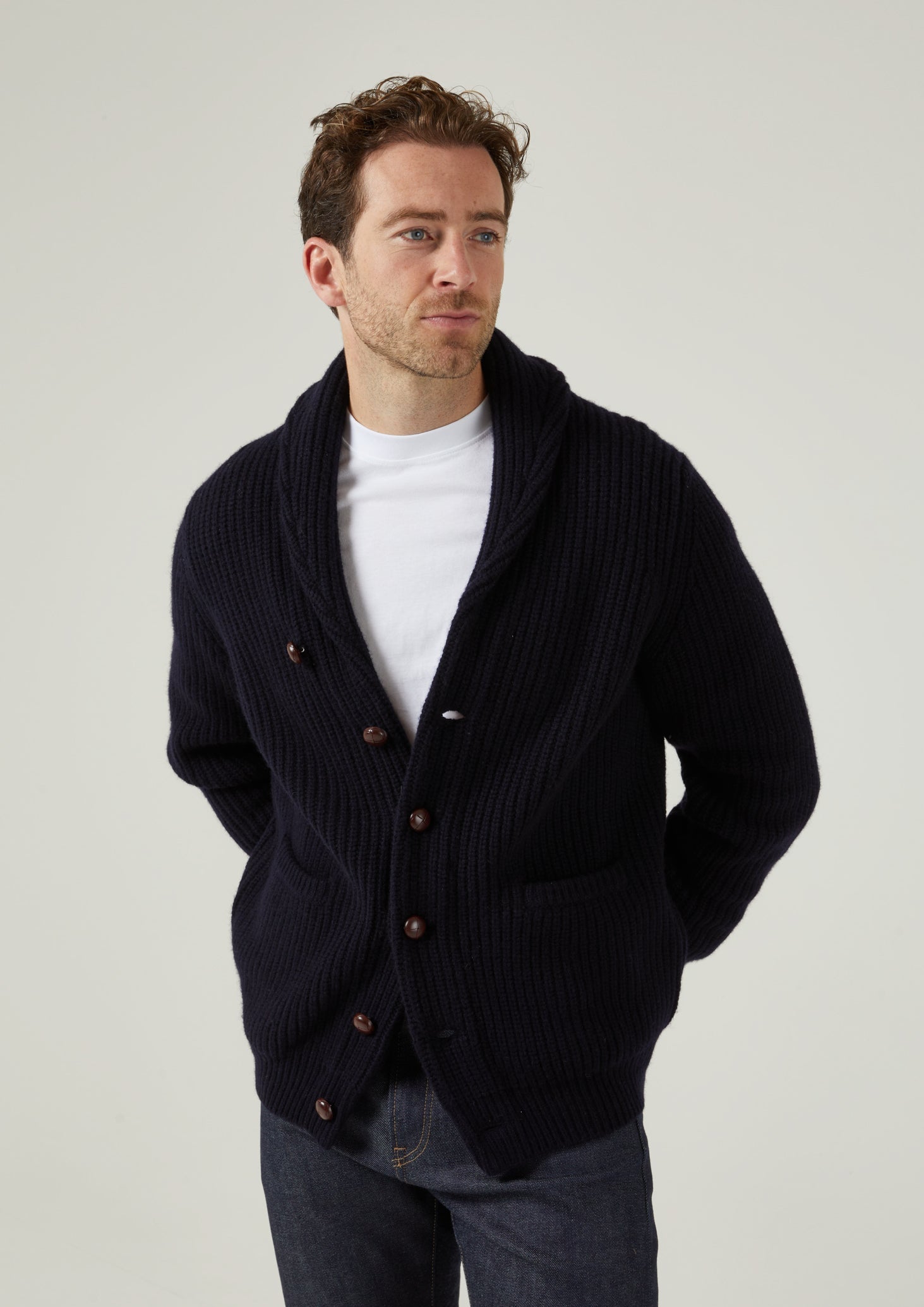 Usworth Men's Shawl Collar Lambswool Jumper In Navy